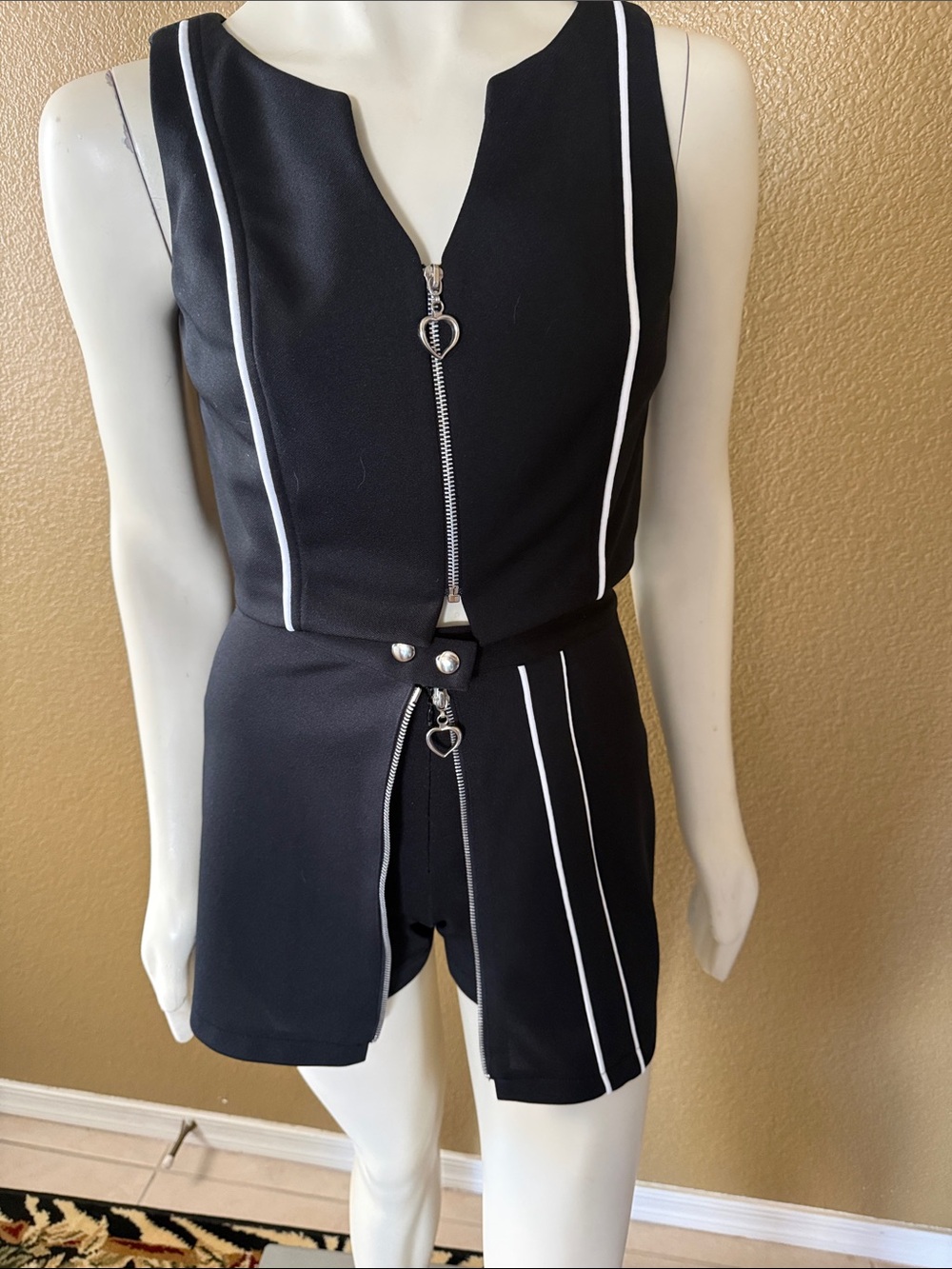 Black Two-Piece Zip Front Tank & Shorts Set with White Piping